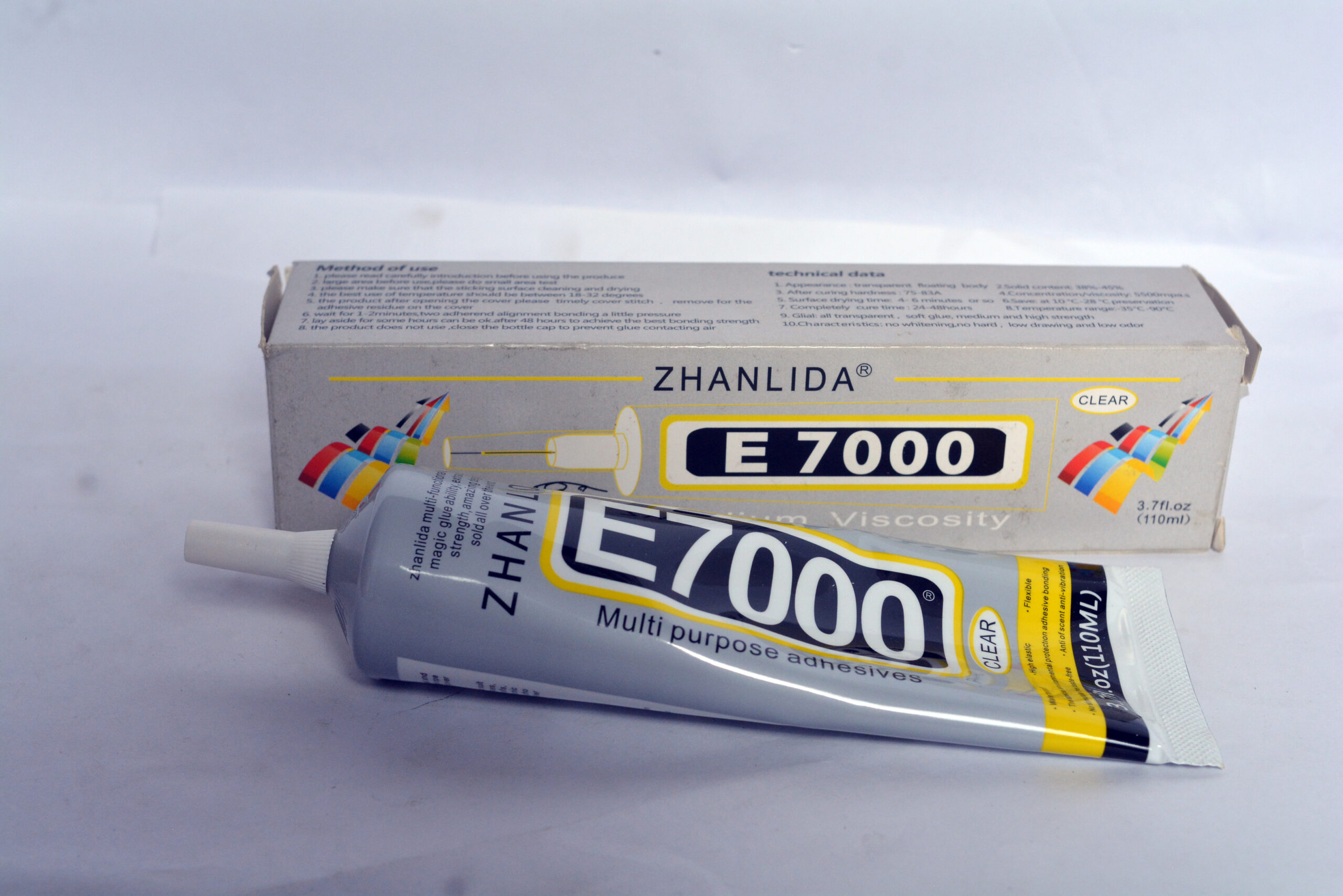 E7000