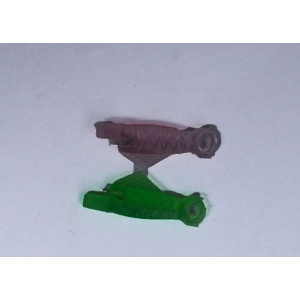 FISH NEEDLE THREADER