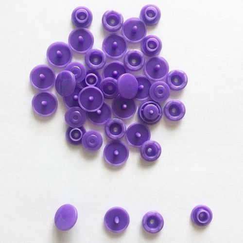 Plastic Buttons 40pcs